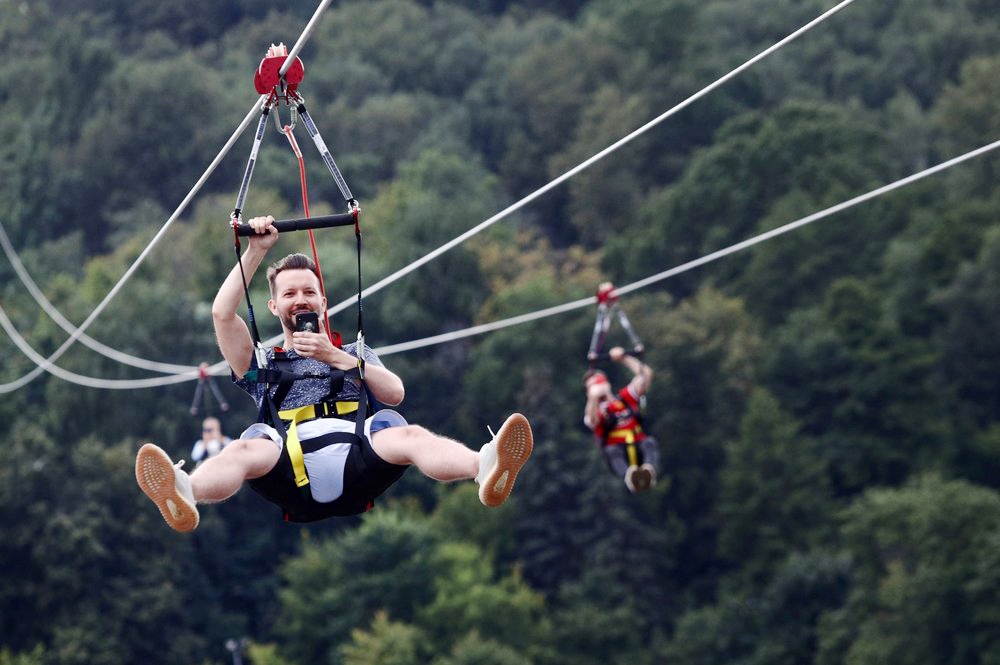 Zipline аттракцион