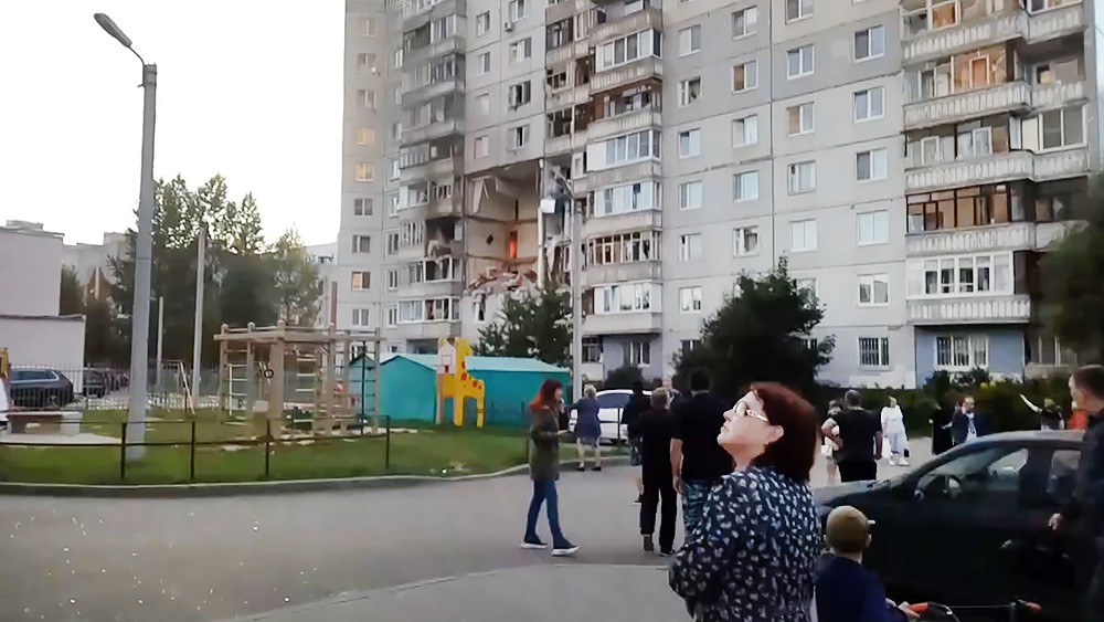 Последствия взрыва в жилом доме в Ярославле