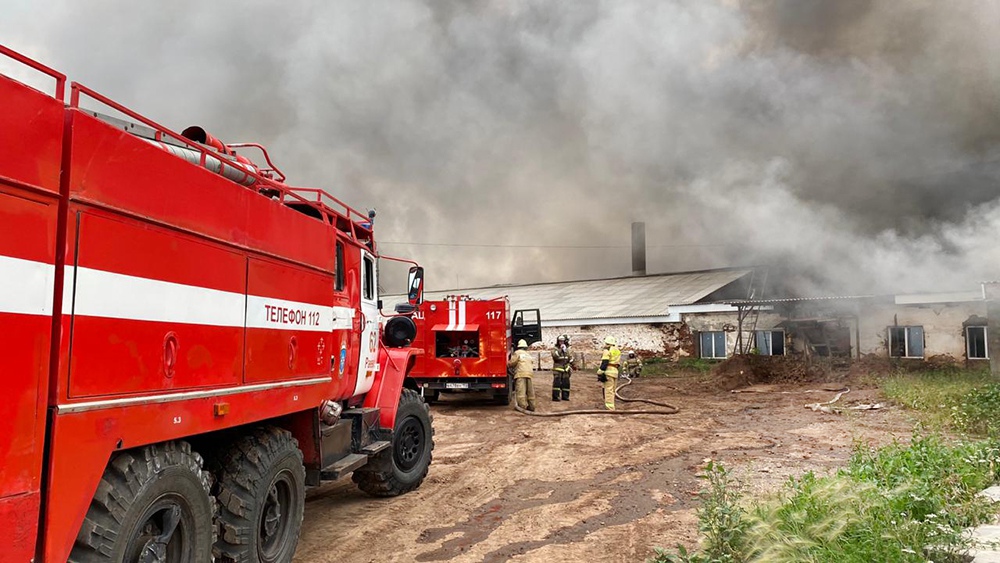 Пожар на заводе в Башкирии