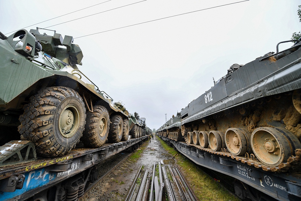 Переброска военной техники армии России