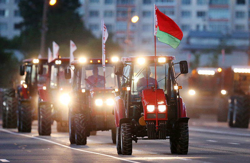 Тракторы "Беларусь"