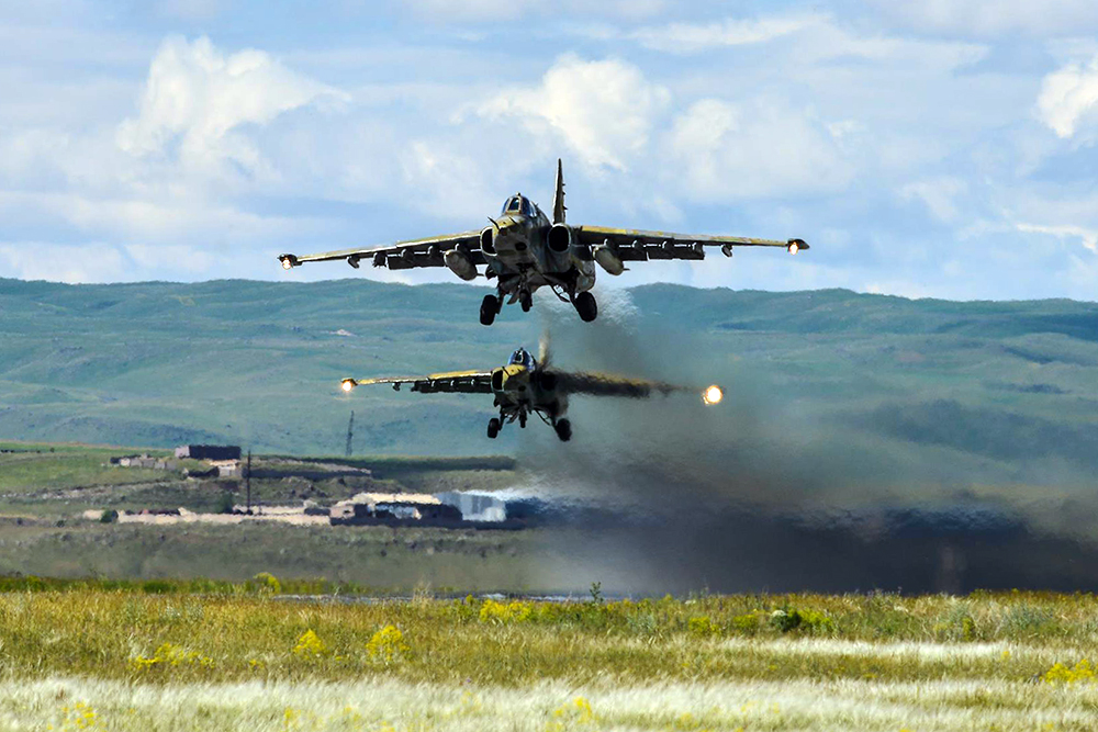 Штурмовики Су-25 ВВС Армении