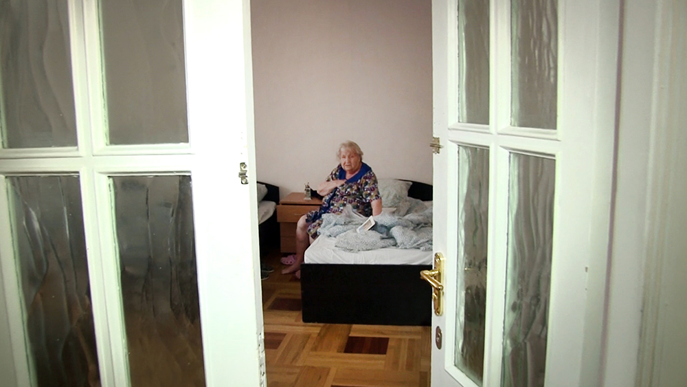 Постояльцы частного дома престарелых