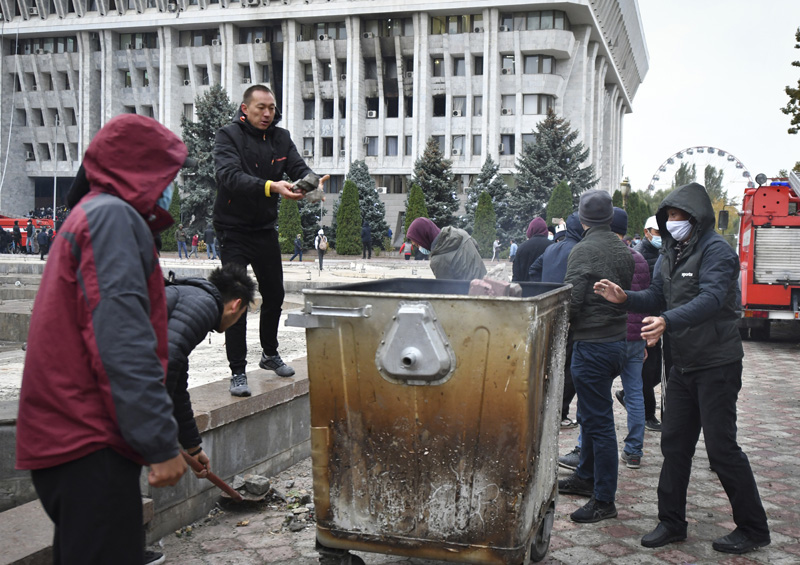 Протесты в Бишкеке 