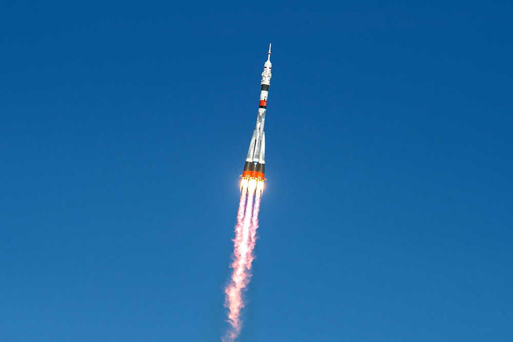 Пуск ракеты-носителя "Союз-2.1А"