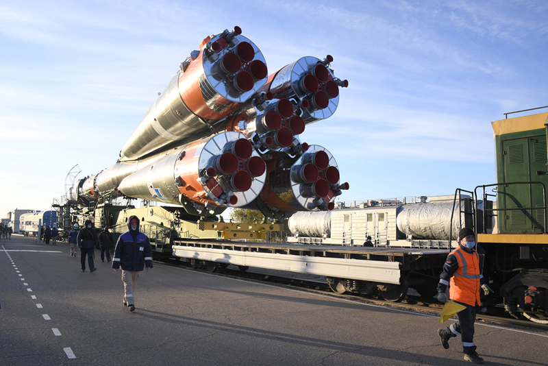 Вывоз ракеты-носителя "Союз-2.1а"
