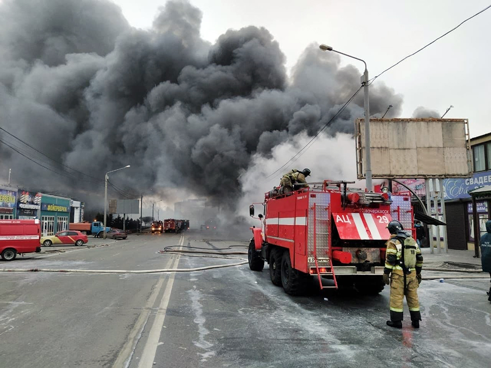 Пожар на рынке