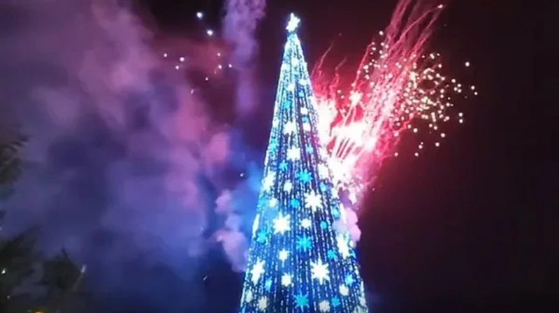 Возгорание Новогодней елки в Дербенте 