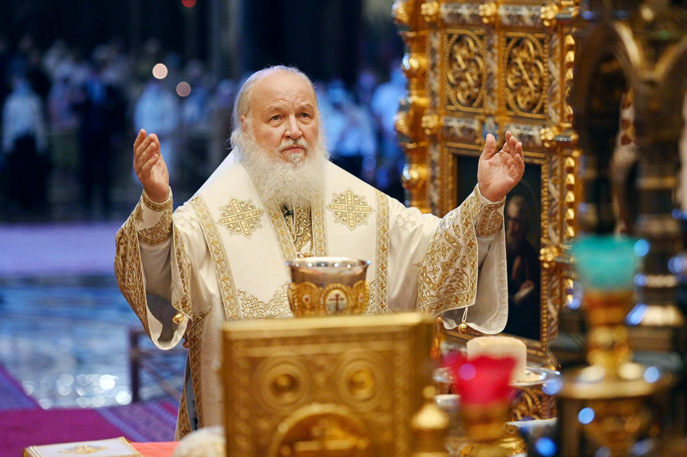 Патриарх Кирилл призвал помогать пострадавшим от коронавируса