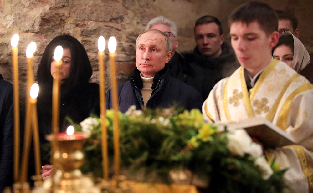 Владимир Путин на рождественском богослужении 