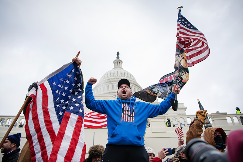 В США началась цифровая гражданская война.