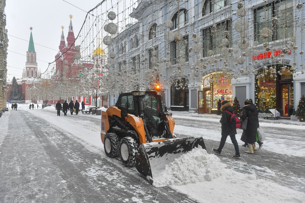 Уборка снега в Москве