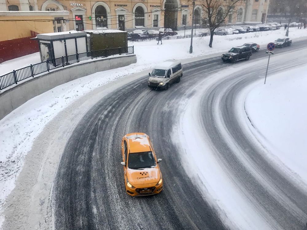 Снегопад в Москве