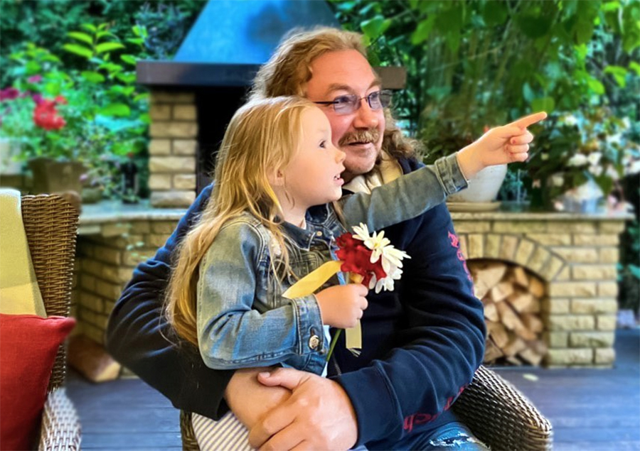 Игорь Николаев с дочерью
