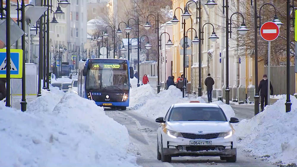 Последствия снегопада в Москве