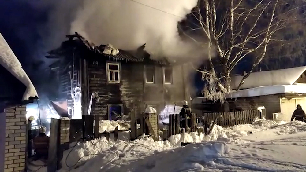 Пожар в жилом доме в Кирове
