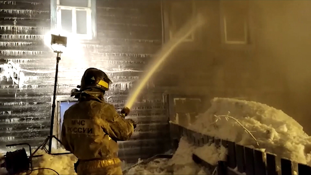 Пожар в жилом доме в Кирове