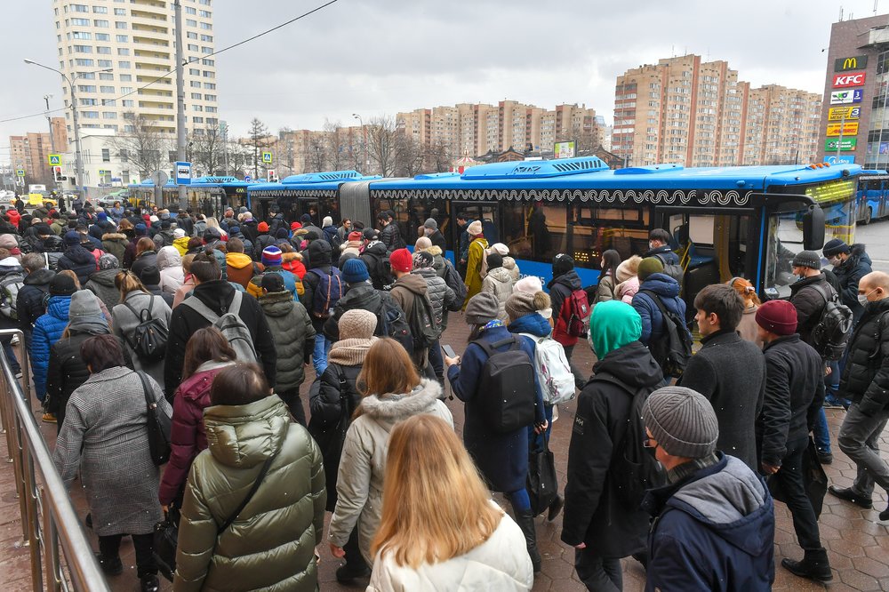 Работа наземного транспорта на время закрытия участка Калужско-Рижской линии метро в Москве