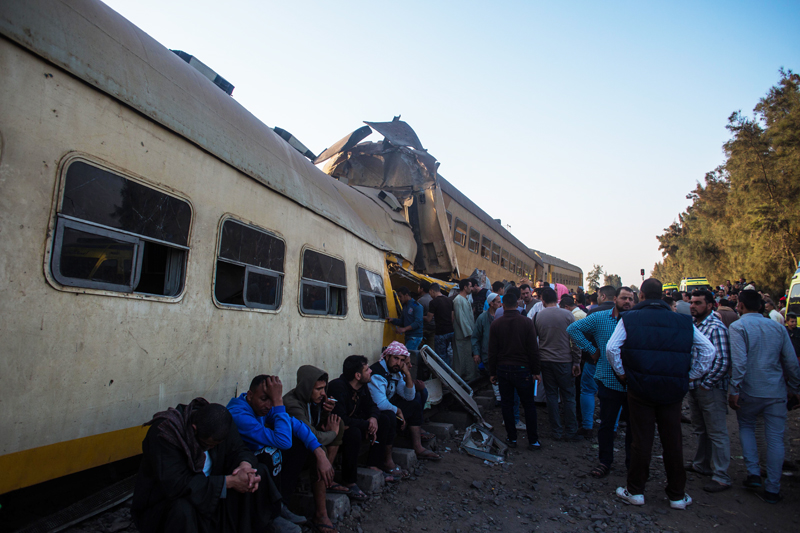 Столкновение поездов в Египте 