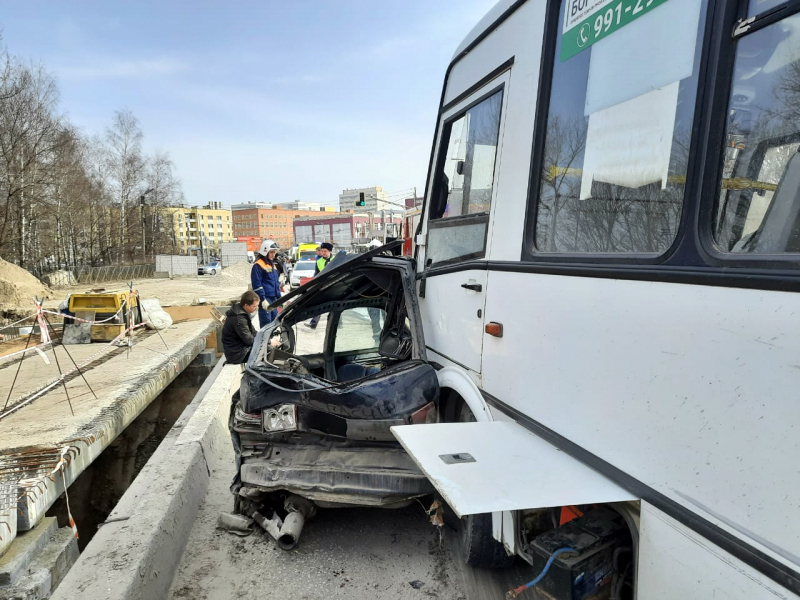 Последствия сильного ДТП в Рязани