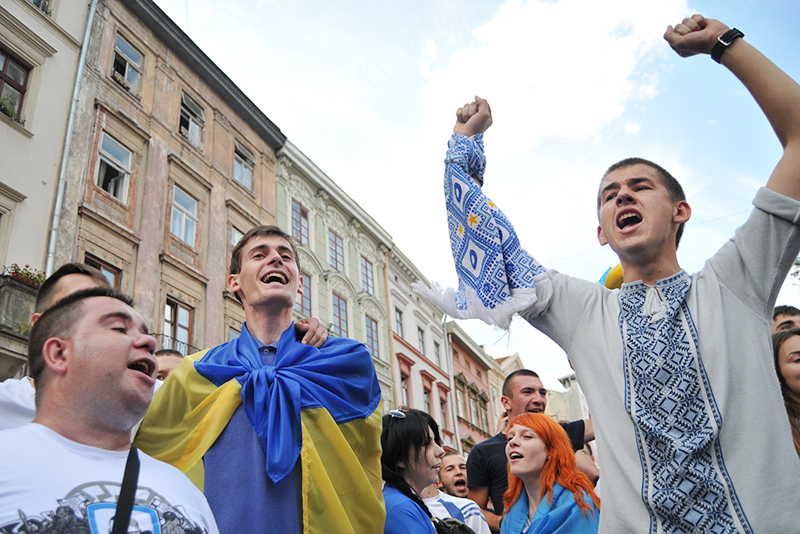 Участинки митинга на Украине