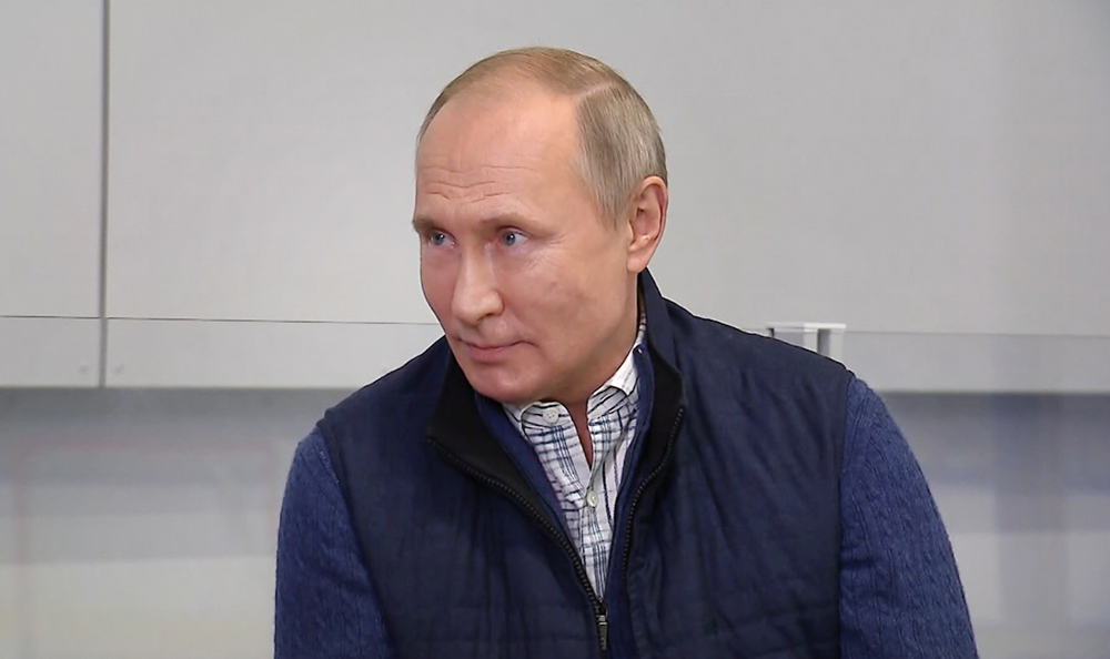 Владимир Путин дает интервью