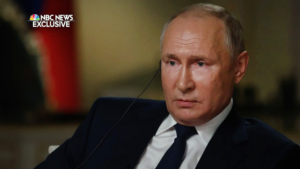 Владимир Путин дает интервью телеканалу NBS