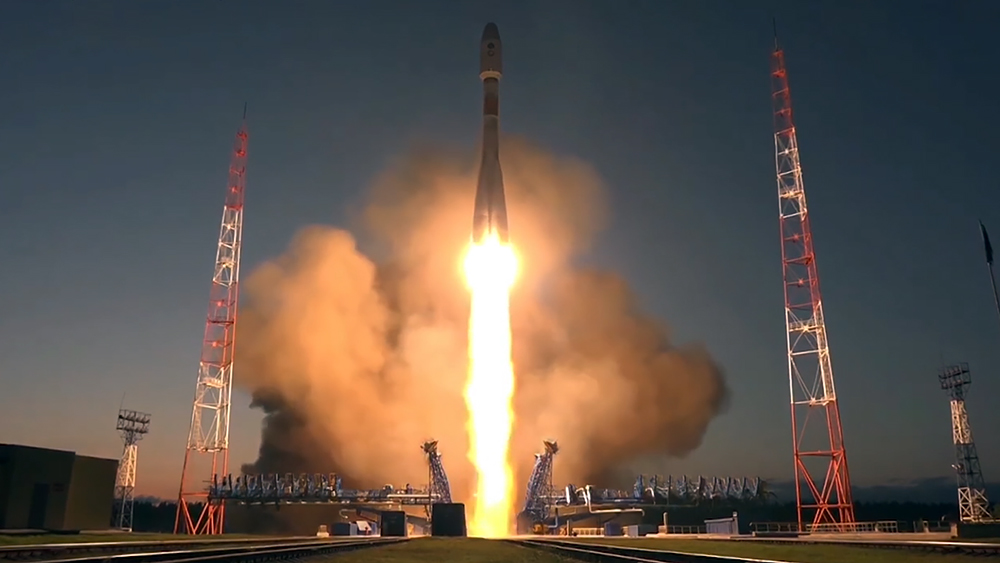 Запуск ракеты "Союз-2"