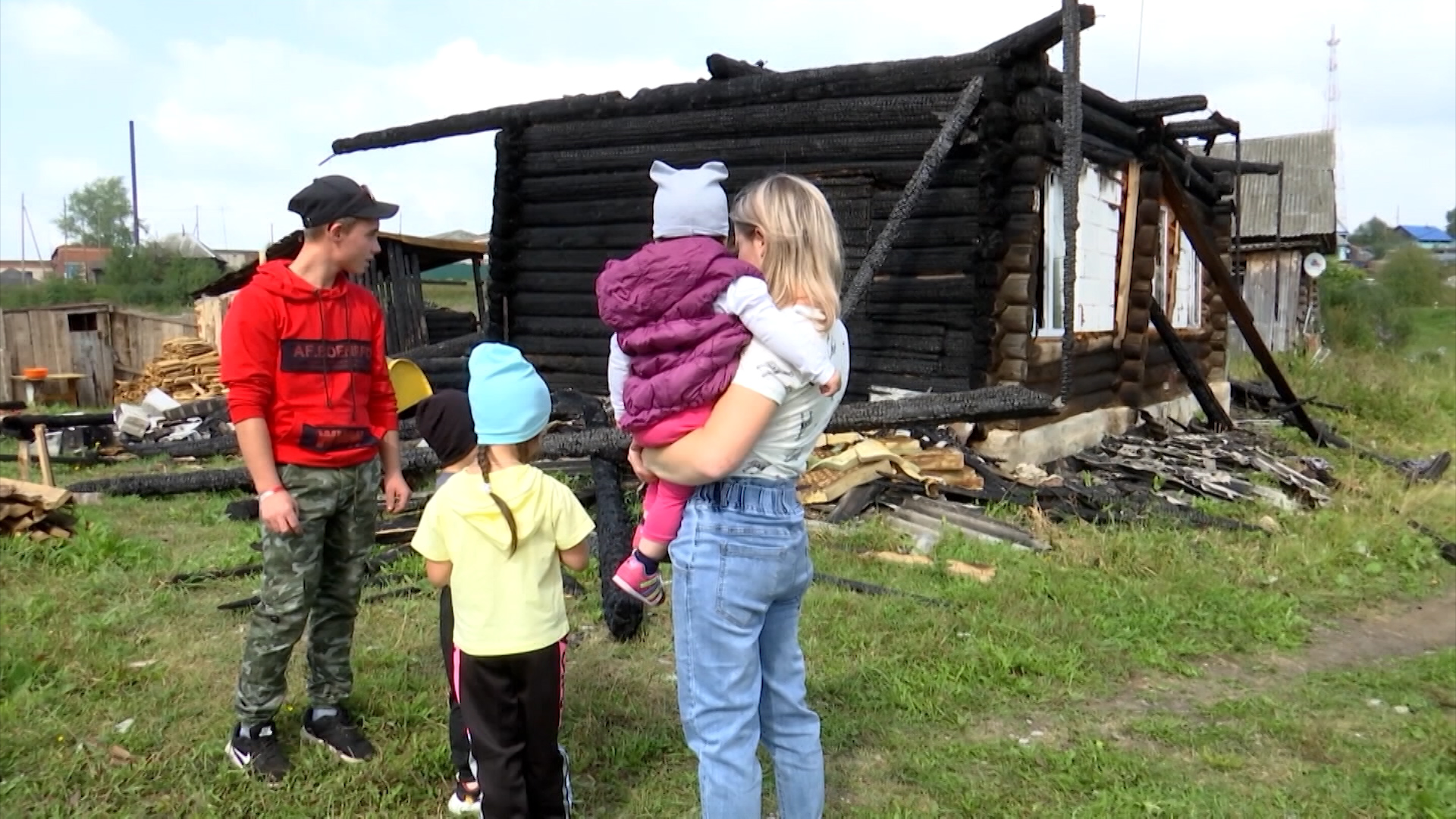 16-летний Сергей Тетеревков спас 7 детей из горящего дома