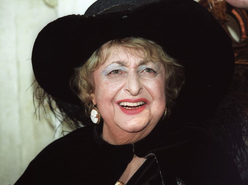 Дуров с девушкой. Родители дурова живы. Родители дурова живы. Родители дурова живы. Семейство дуровых фото.