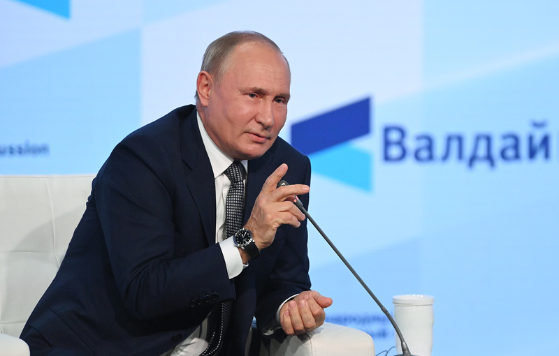 Владимир Путин принимает участие в заседании дискуссионного клуба "Валдай"  
