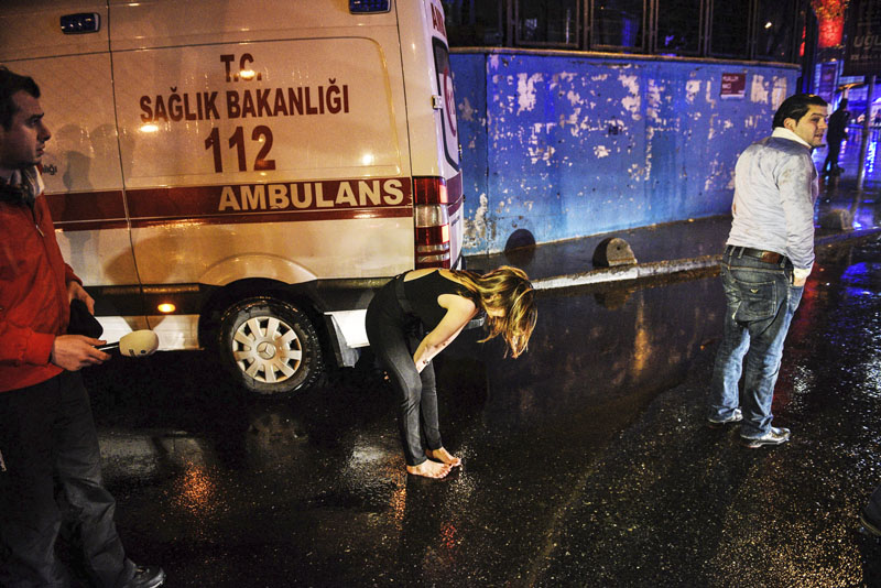 Скорая помощь Турции на месте происшествия