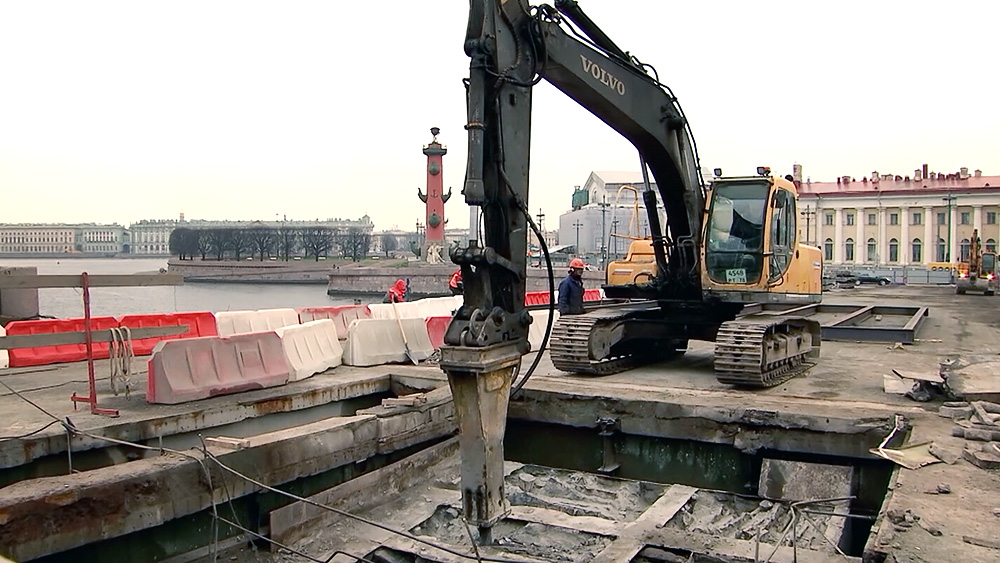 Реконструкция Биржевого моста в Санкт-Петербурге