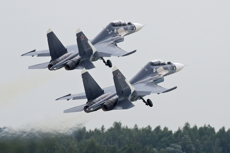 Многоцелевые истребители Су-30