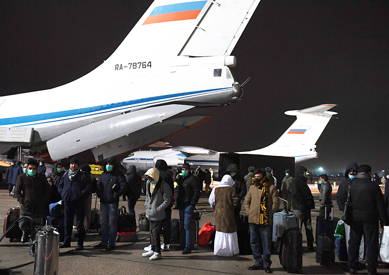 Российские военные эвакуировали граждан России и других стран из Афганистана