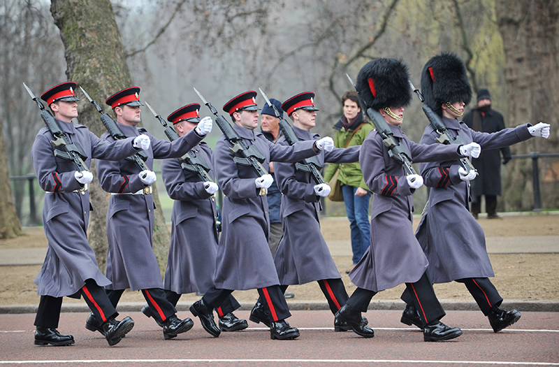 Караул королевской гвардии в Лондоне