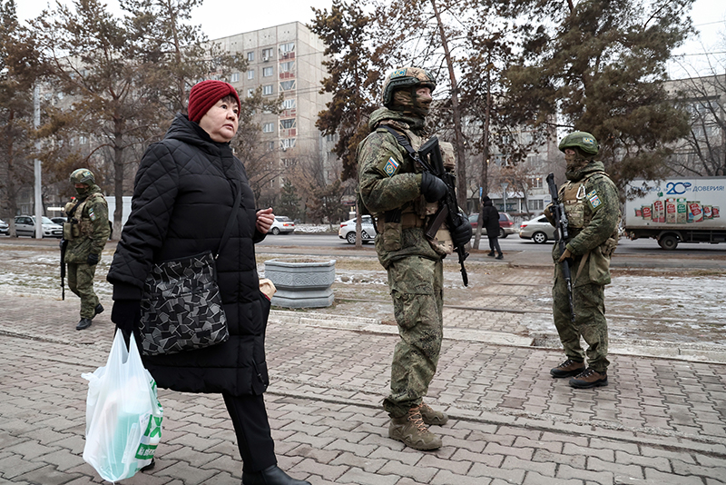 Миротворцы ОДКБ в Казахстане