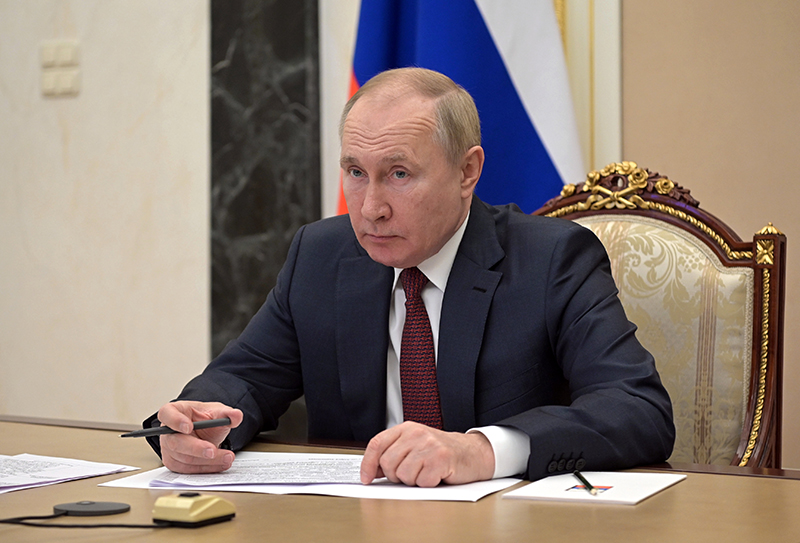 Владимир Путин проводит встречу с членами правительства