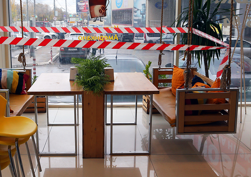 ресторан в москве с людьми. москва закрывает рестораны. гудман павелецкая. рестораны в пандемию. москва закрывает рестораны.