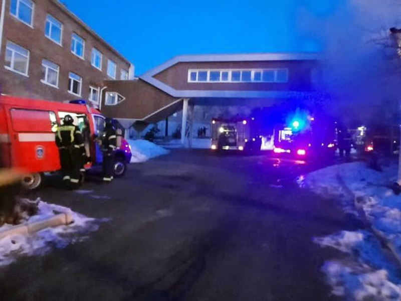 Пожар в школе во Владивостоке