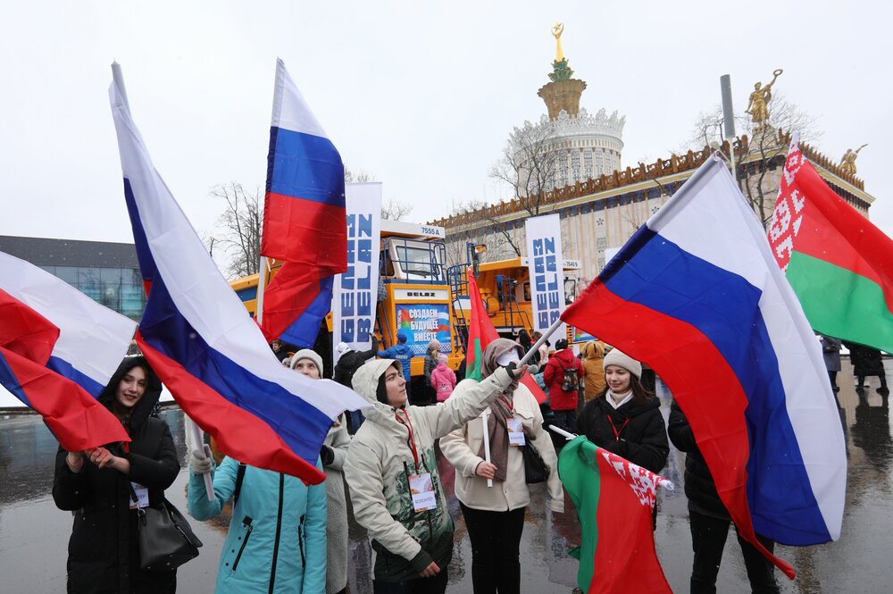 Выставка белорусской и российской техники