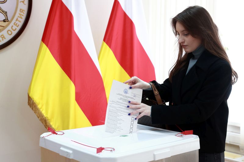 Голосование на выборах президента Южной Осетии