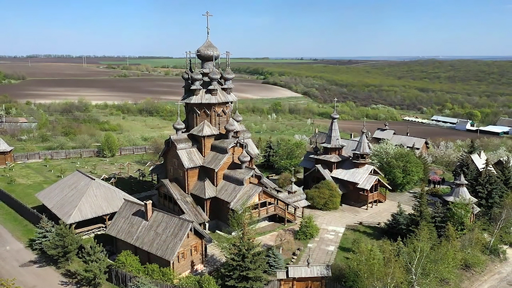 Деревянный скит Свято-Успенской Святогорской лавры