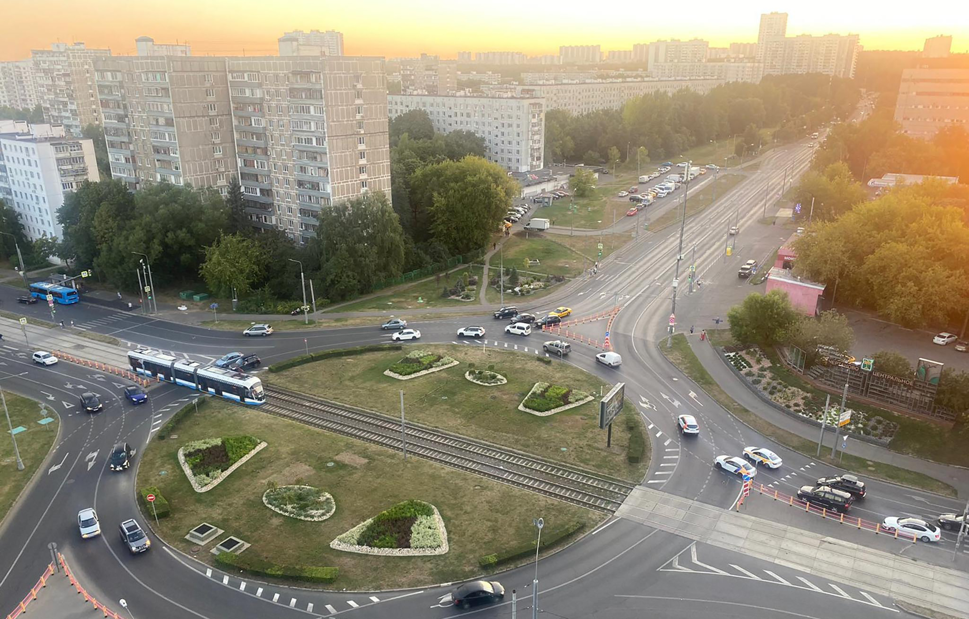 Центр москвы шоссе. Дороги Москвы. Благоустройство Москвы. Северный район Москвы. Московский район.