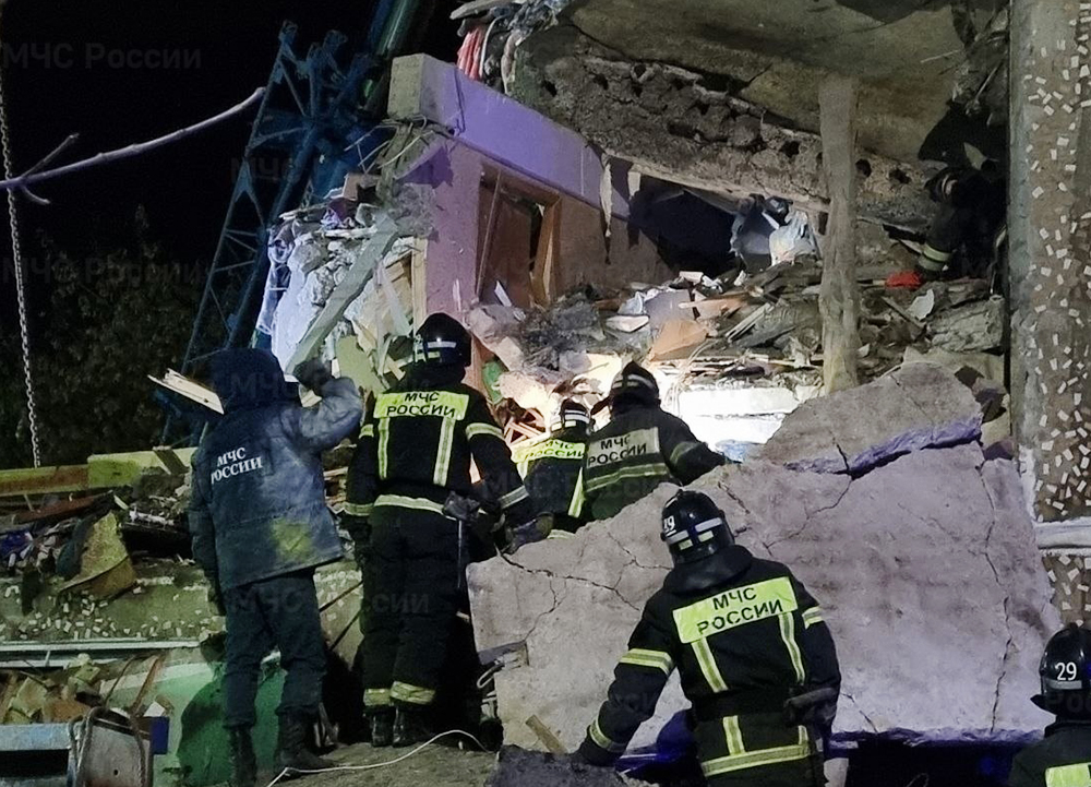 Последствия взрыва в жилом доме в Тульской области
