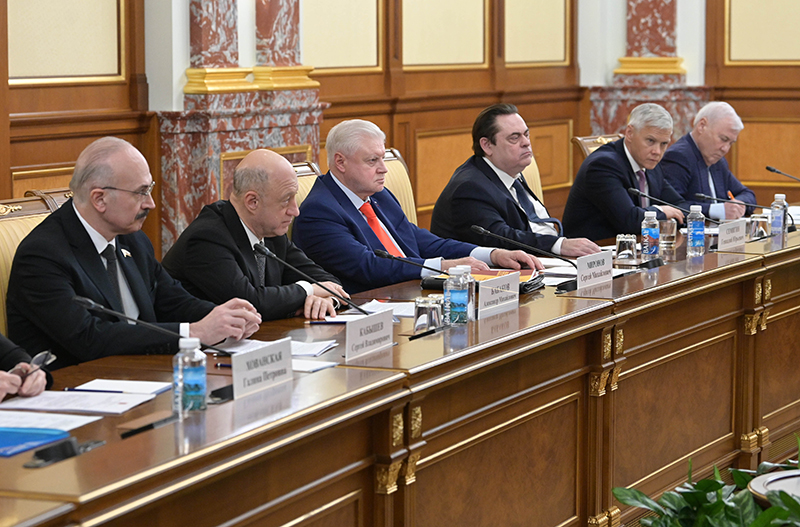 Михаил Мишустин встретился с членами фракции "Справедливая Россия - За правду"