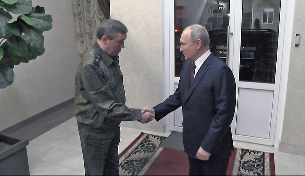 Владимир Путин в командном пункте спецоперации