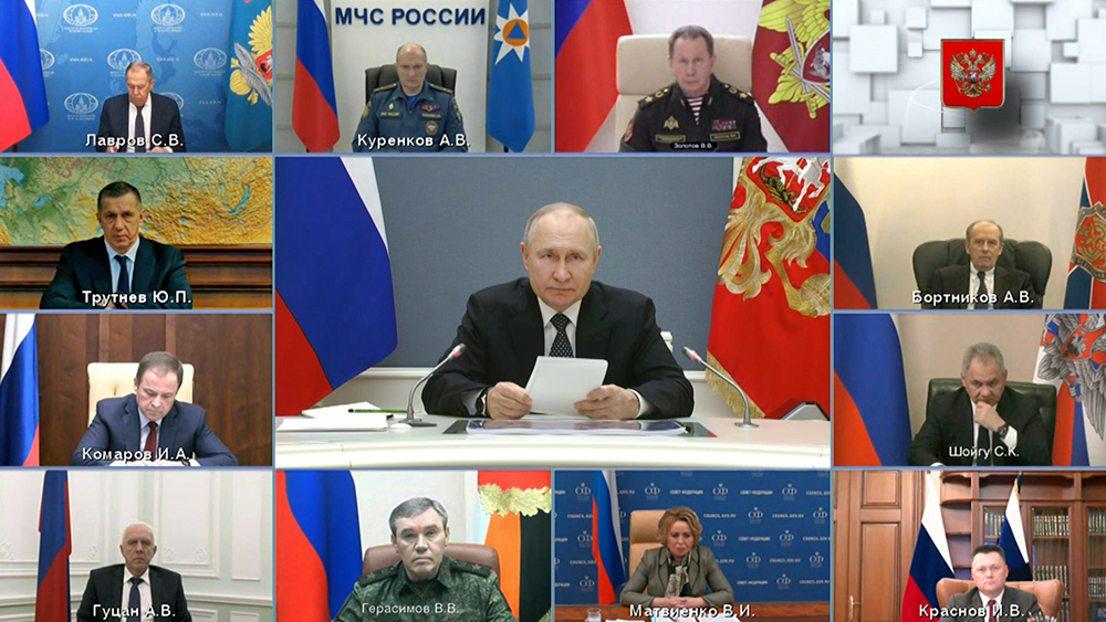 Владимир Путин проводит заседание Совбеза