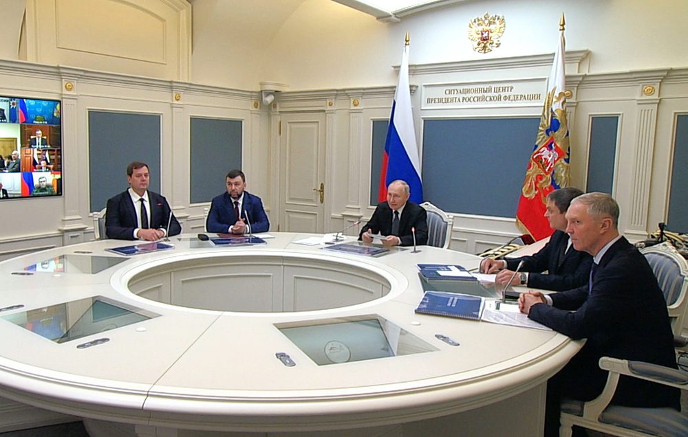Владимир Путин проводит заседание Совбеза