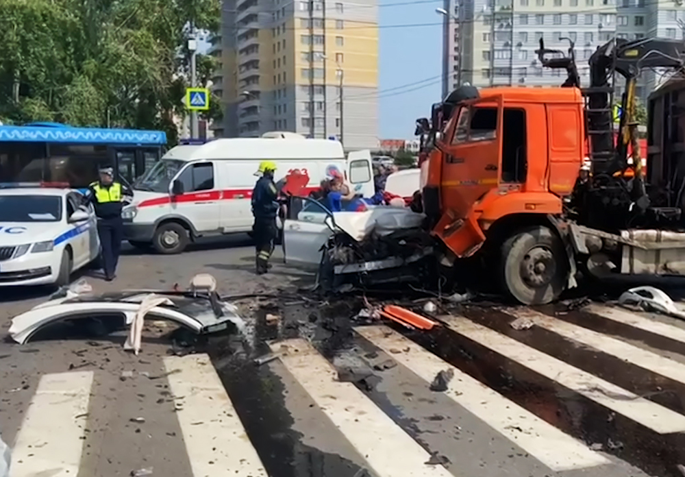 Видео: последствия ДТП на юго-западе Москвы, пять человек …